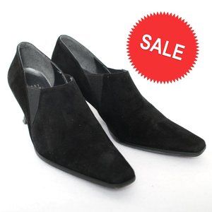 Stuart Weitzman Black Suede Closed Toe Pumps Sz 6.5 N
